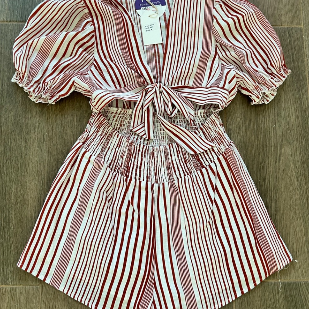 Romper - Picture 2 of 4